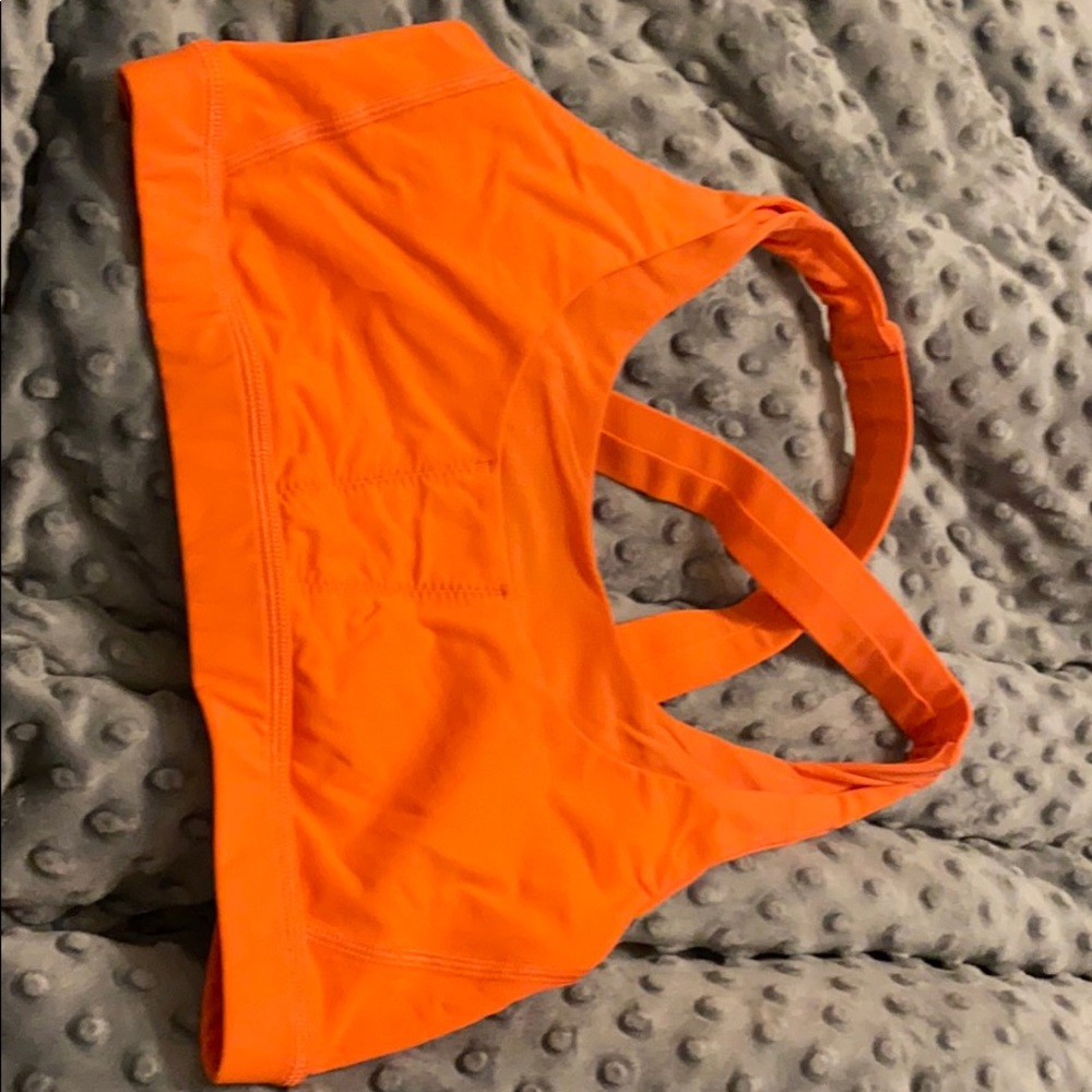 LuLu lemon sports bra. Size 8. Lightly worn.